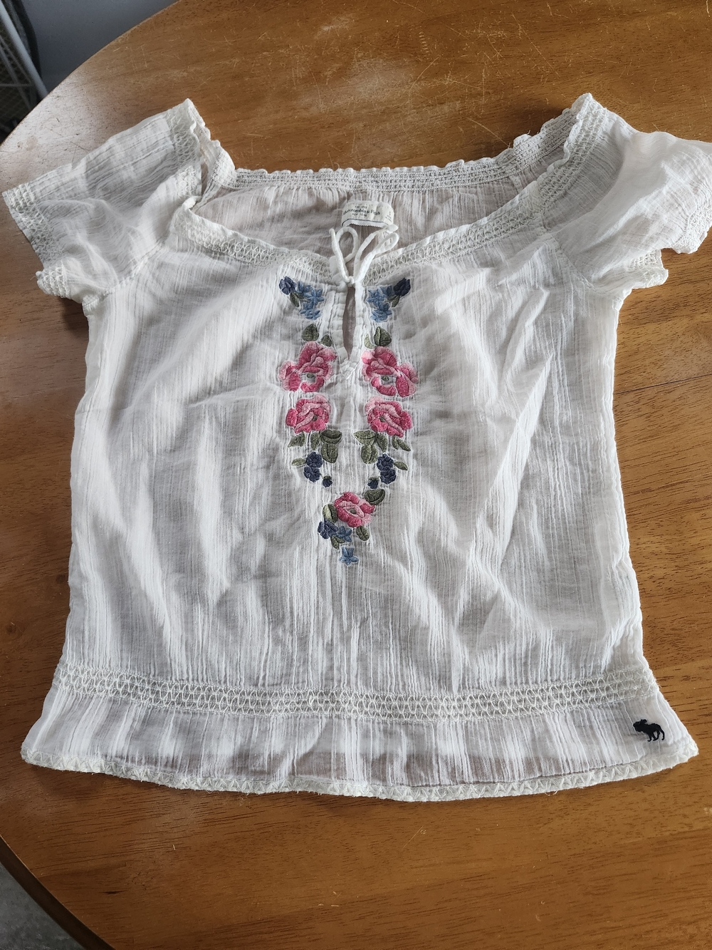 Abercrombie & Fitch Embroidered Floral Peasant Top White Pink Small
